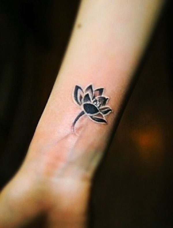 34 Awesome Wrist Flower Tattoos - Wrist Tattoo Pictures
