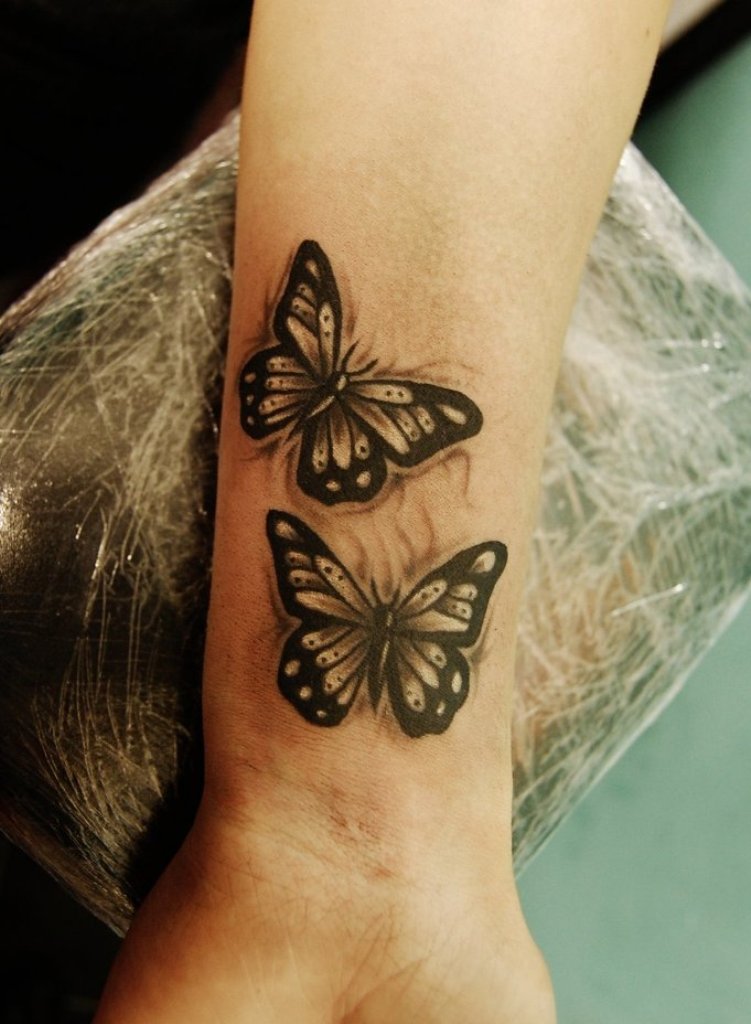 80 Fantastic Butterflies Wrist Tattoos Design